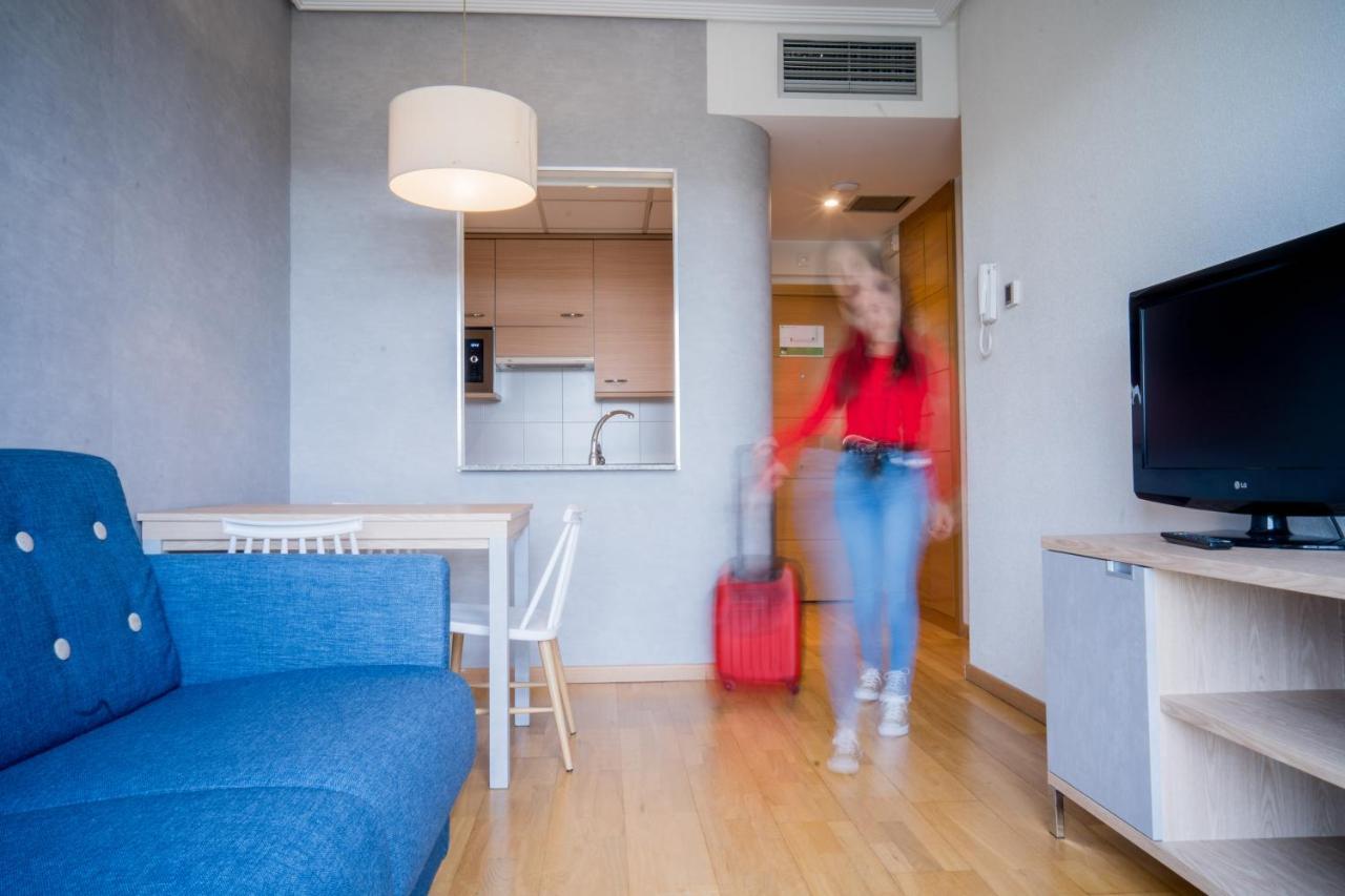 Apartahotel Compostela 3*